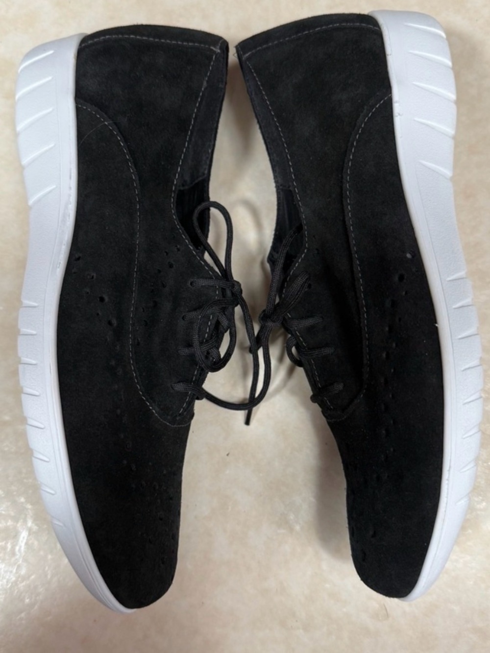 Wellesley Oxford Sneaker - Black Suede 7.5